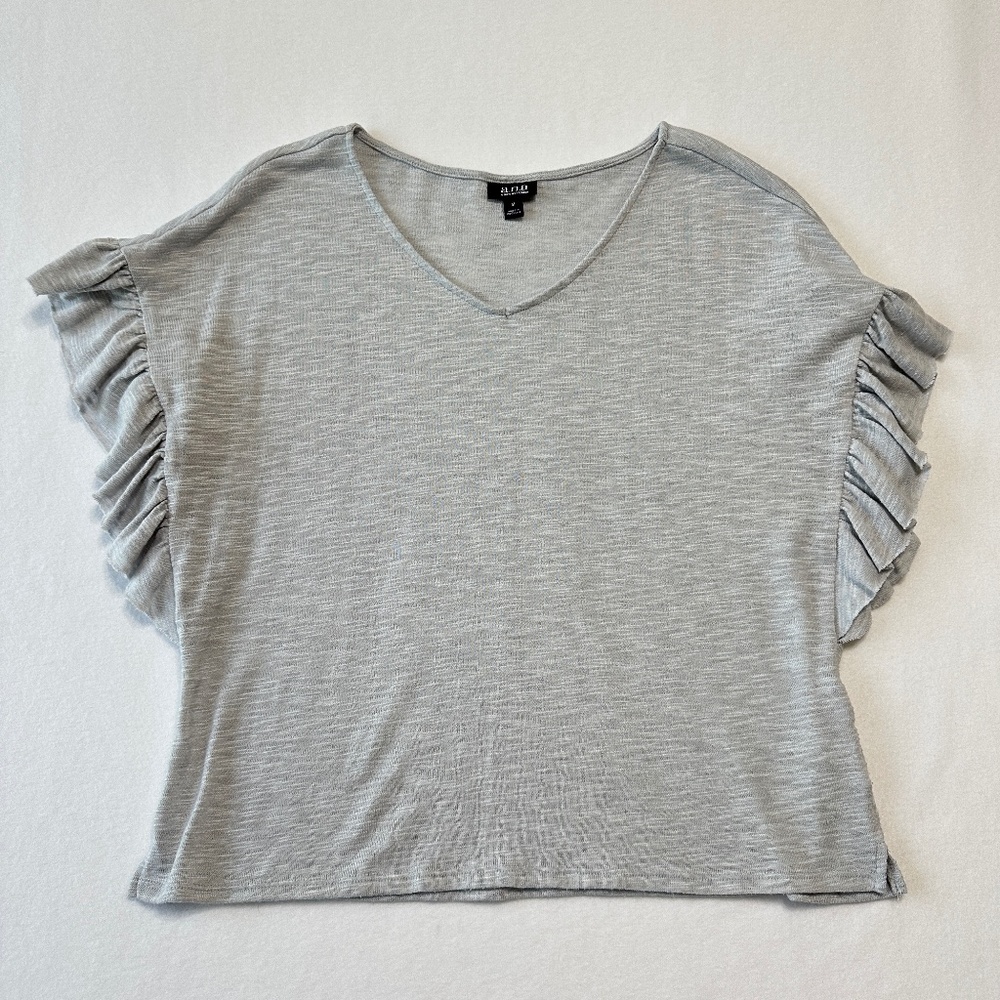 ANA A New Approach Women’s Light Grey Ruffle Sleeve V Neck Top Size Medium Short